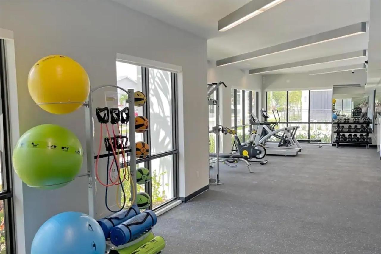 Lux Property Great For 1 To 8 Guests-Family Trip ,5Beds 2Rooms Staycation With Gym And Ev, Proximity To Downtown And Beaches เวสต์ปาล์มบีช ภายนอก รูปภาพ
